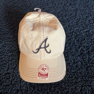 NWT-Braves 47 Brand Beige Baseball Cap with Logo